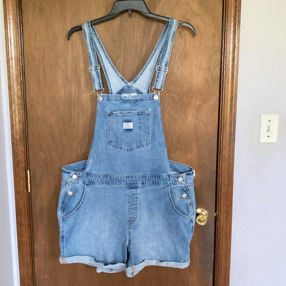 Relisted Levi’s denim jean short overall 20W - Picture 3 of 15